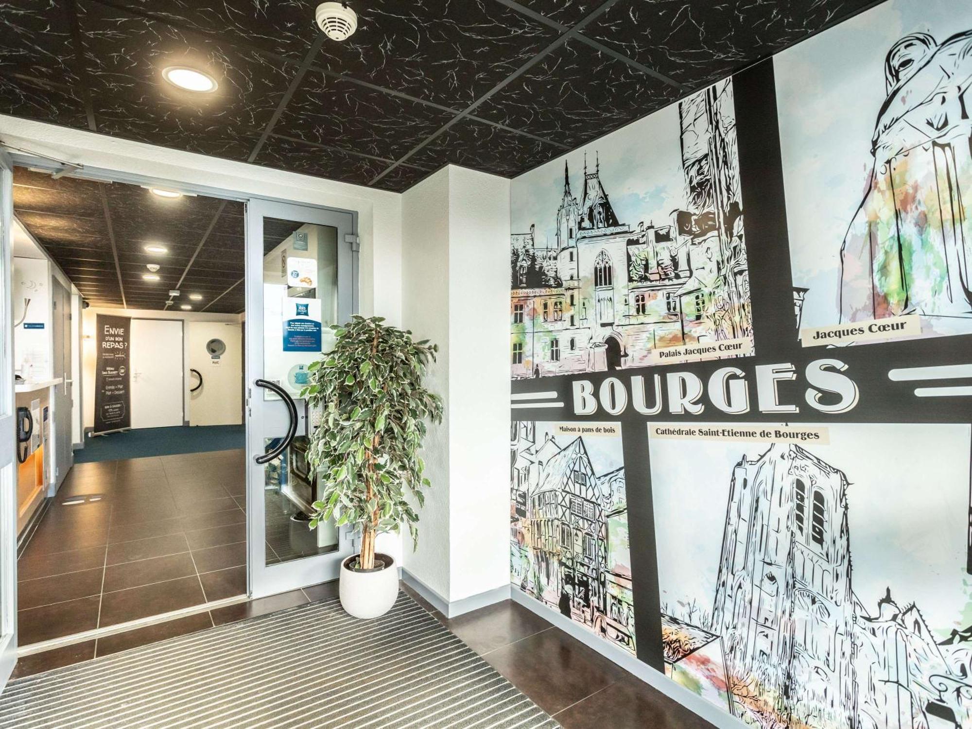 Ibis Budget Bourges Luaran gambar