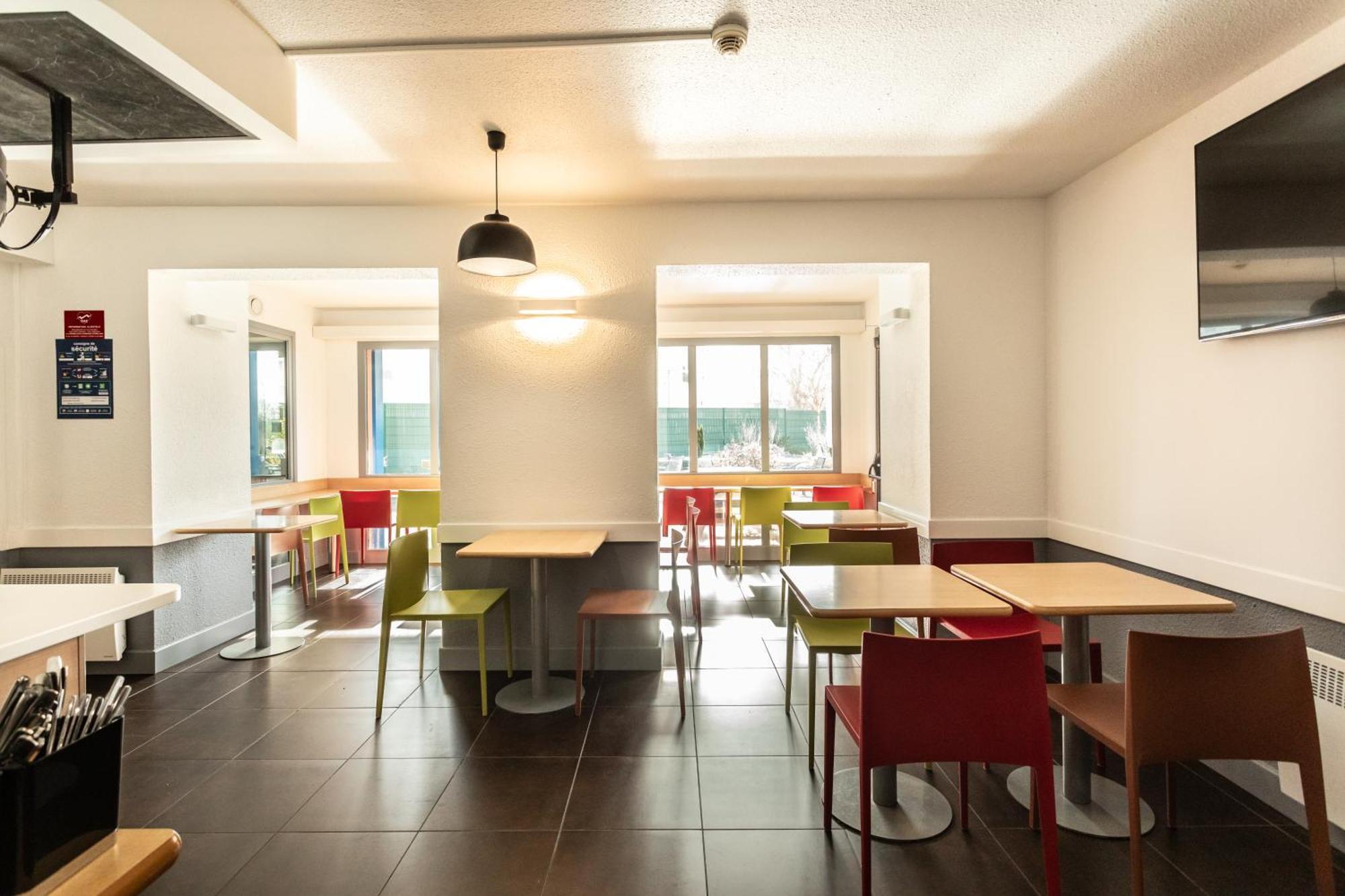 Ibis Budget Bourges Luaran gambar