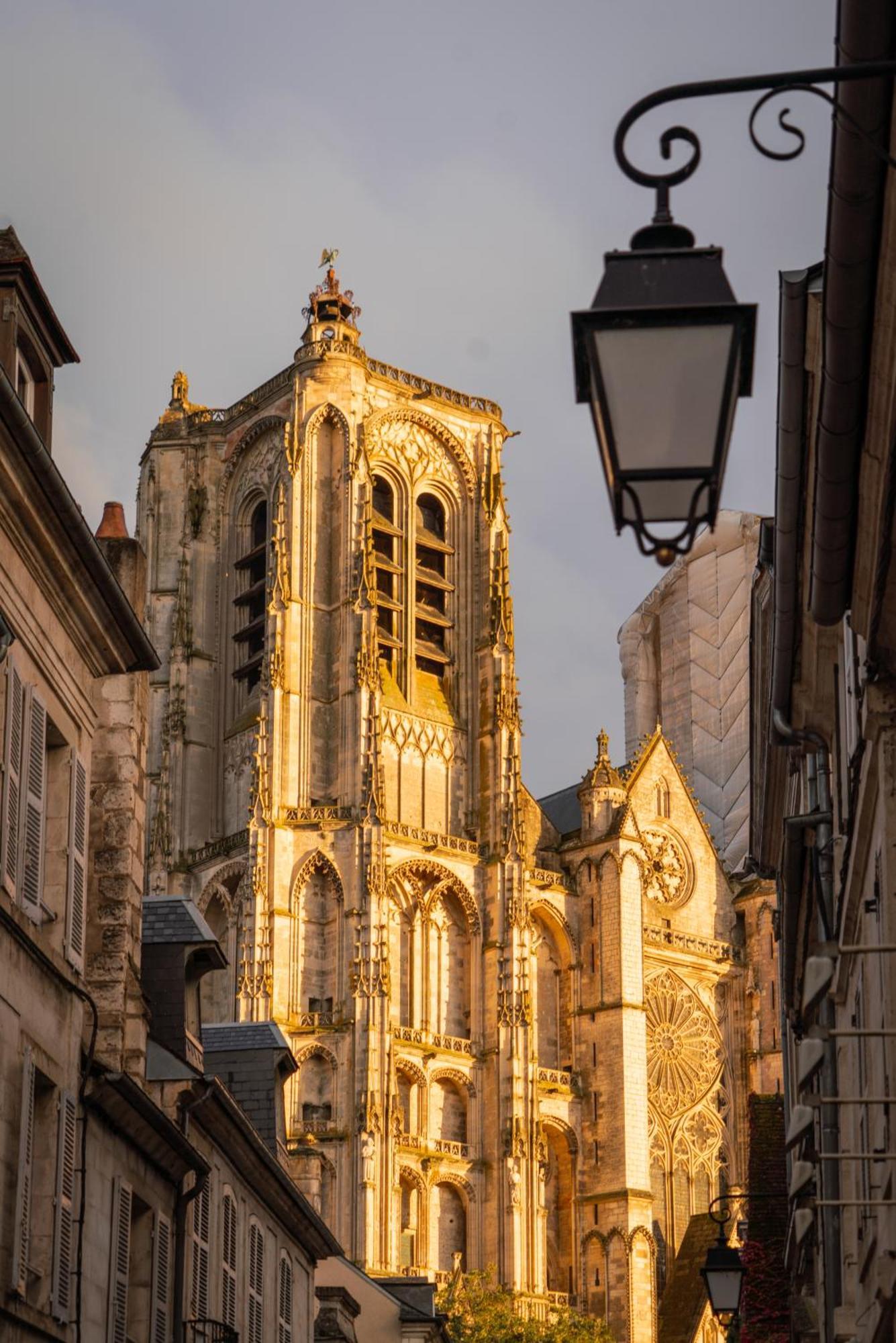 Ibis Budget Bourges Luaran gambar