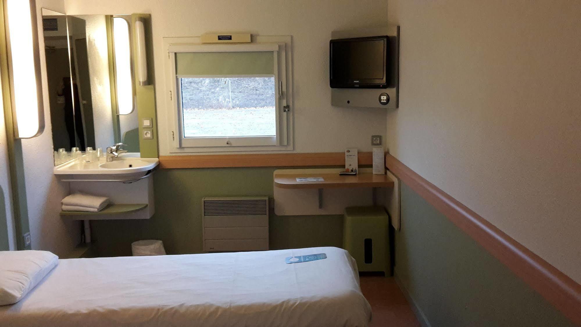 Ibis Budget Bourges Luaran gambar