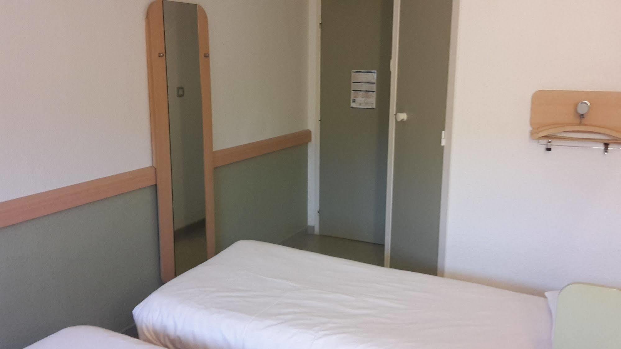 Ibis Budget Bourges Luaran gambar