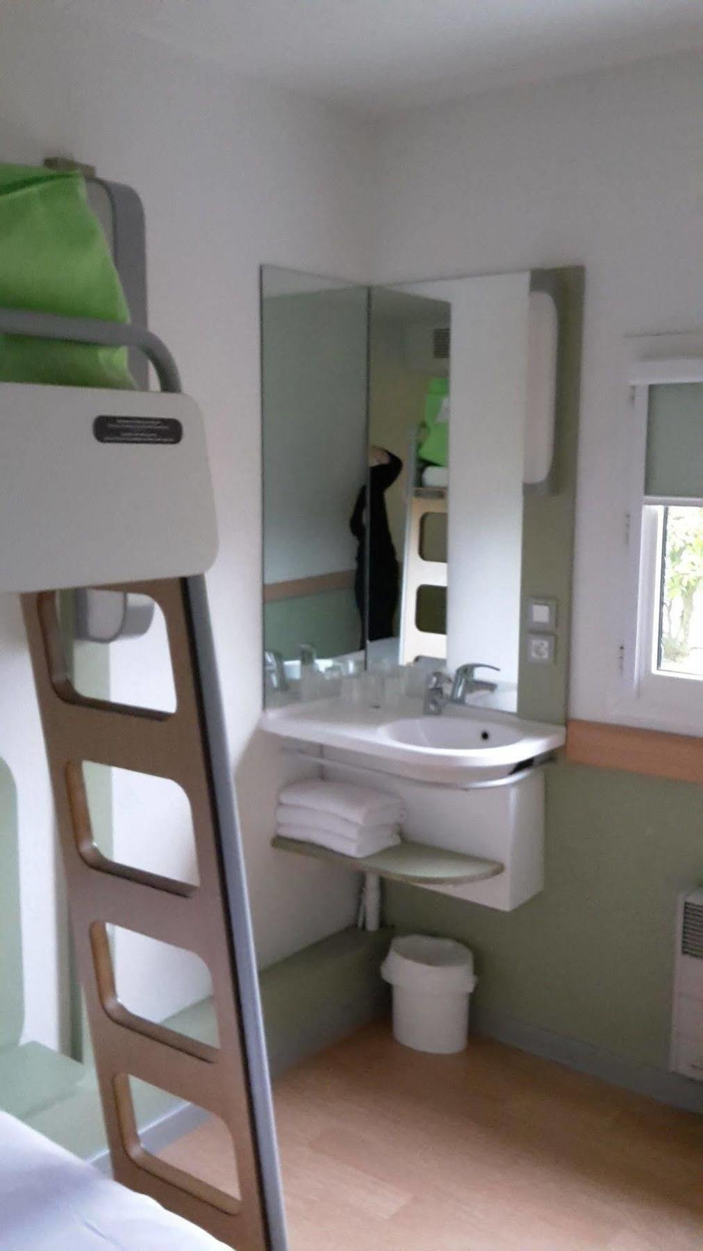 Ibis Budget Bourges Luaran gambar